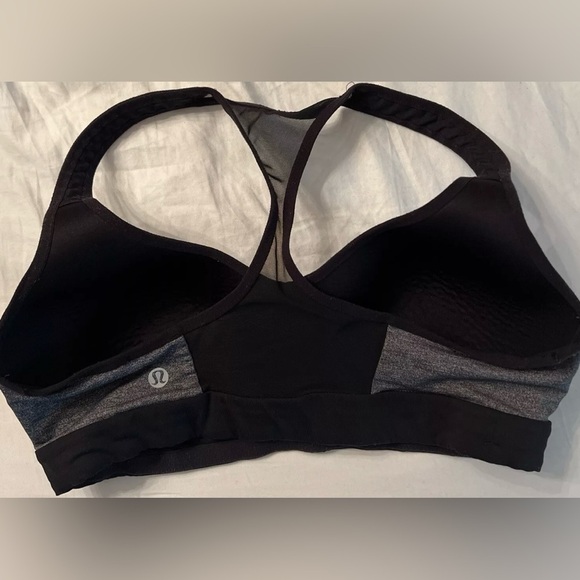 Lululemon speed up bra with mesh racerback—size 4 - Picture 3 of 6